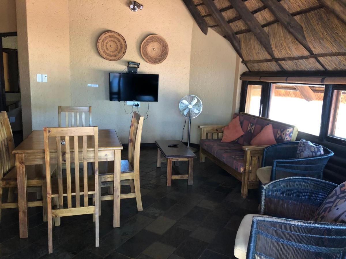 Sondela Nature Reserve & Spa Chalets Бела-Бела Екстер'єр фото