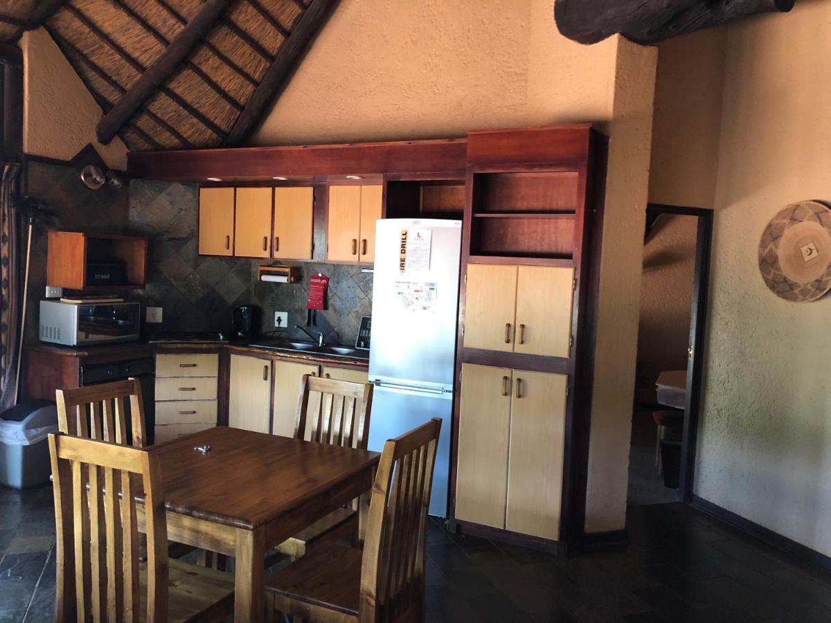 Sondela Nature Reserve & Spa Chalets Бела-Бела Екстер'єр фото